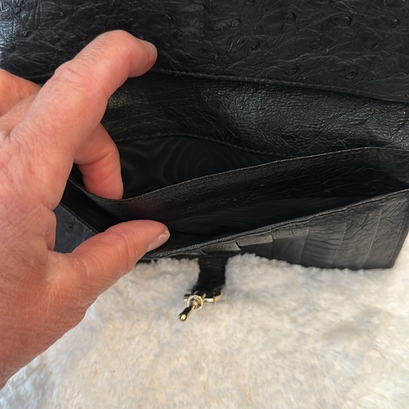Gucci Jackie Ostrich Long Wallet w/ Gold Tone Piston Closure